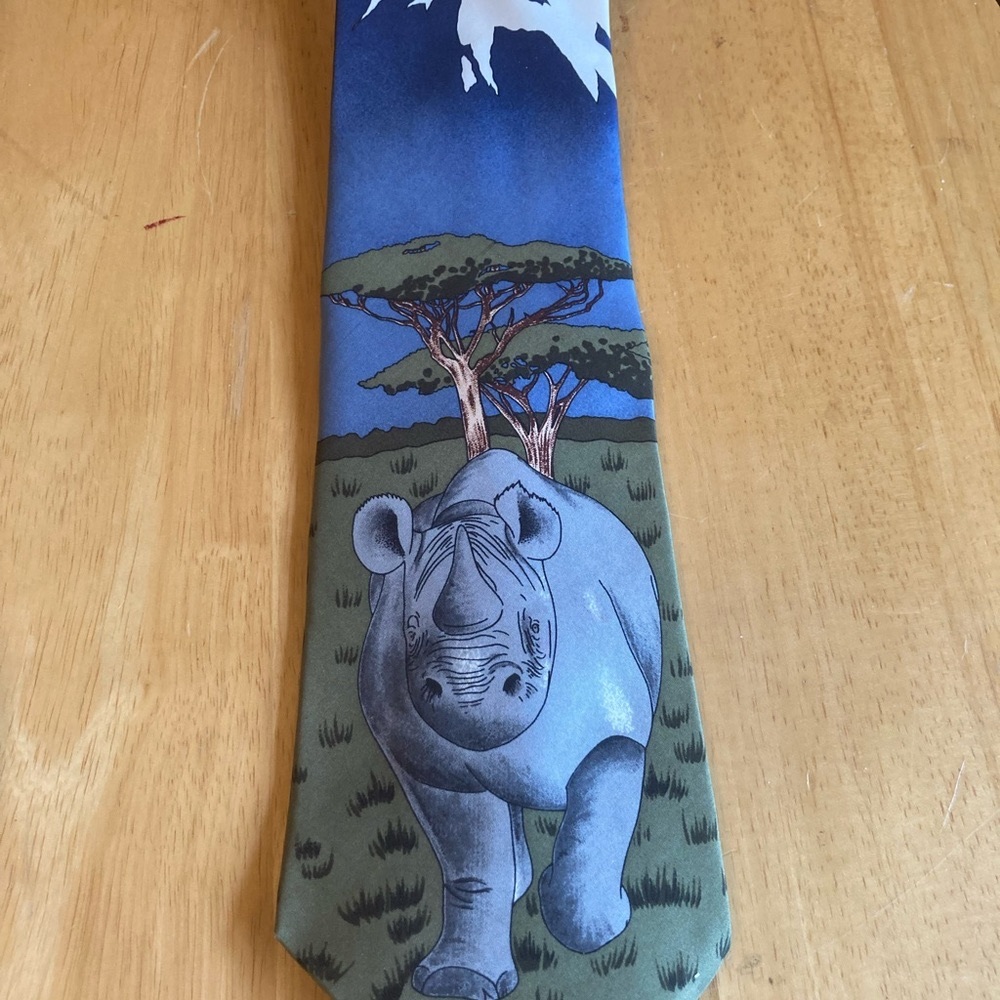 World Wildlife Fund Rhinoceros tie.Rhinoceros a Vanishing Breed.1993